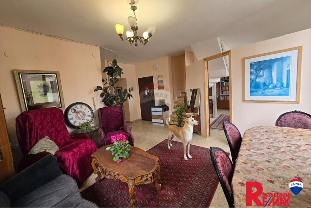 Apartment for Sale in Givatayim - Image 3