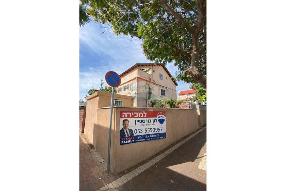 Apartment for Sale in קרית מוצקין - Image 5