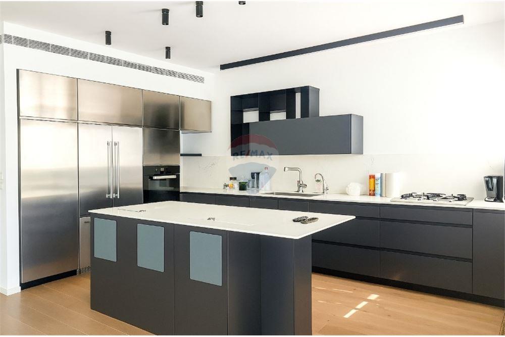 Apartment for Sale in Herzliya - Image 3