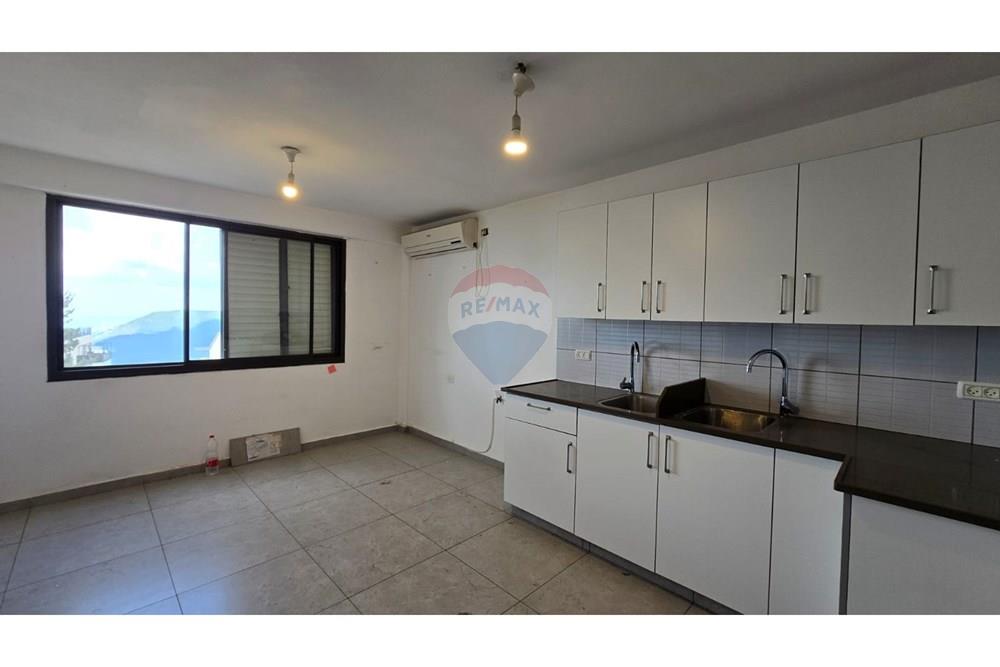Apartment for Sale in Safed - Image 2
