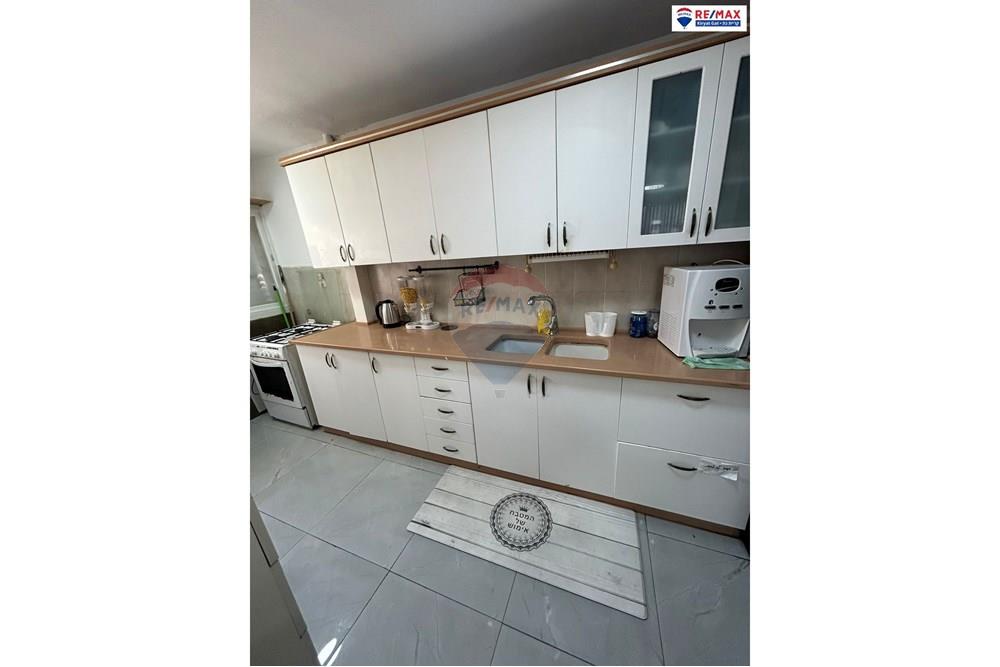Apartment for Sale in קרית גת - Image 6