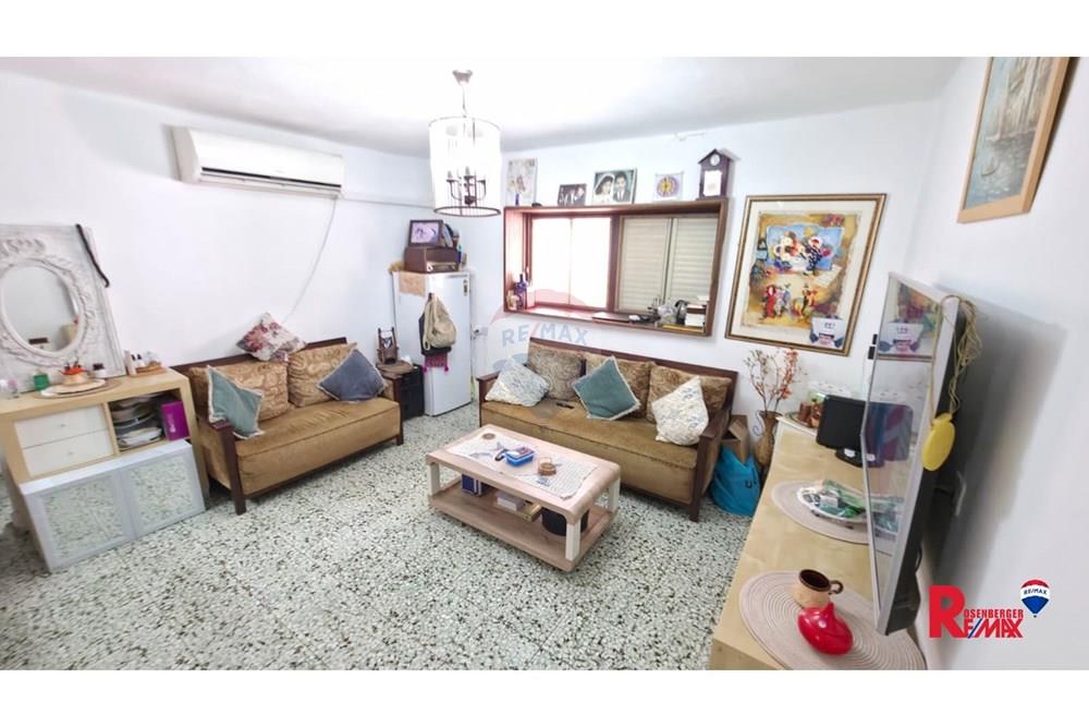 Condo for Sale in Rehovot - Image 2