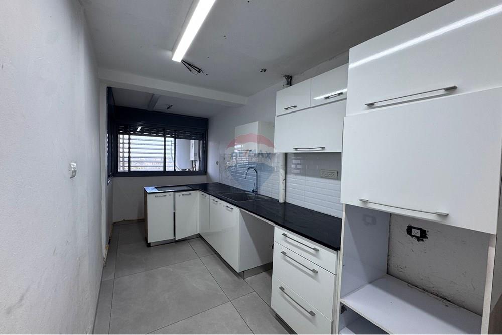 Apartment for Sale in Zichron Ya'akov - Image 6