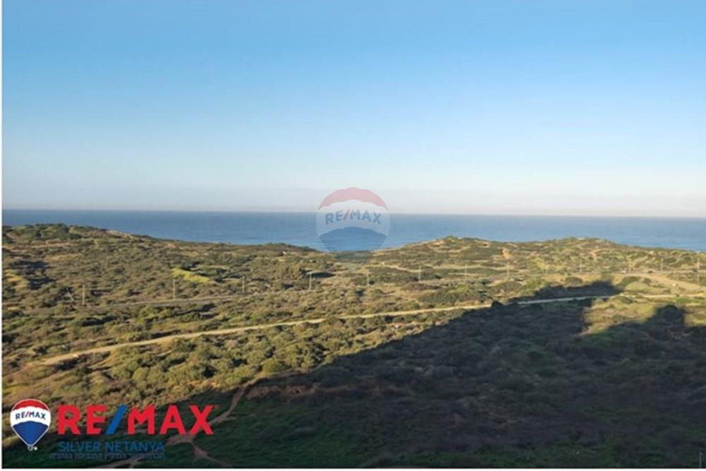 Apartment for Sale in Hadera - Image 1