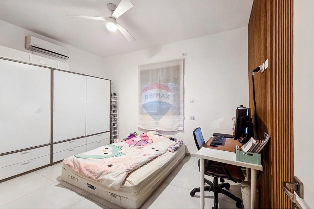Apartment for Sale in קרית מוצקין - Image 4