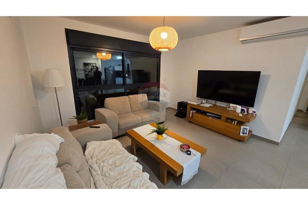 Apartment for Sale in Haifa - Image 4
