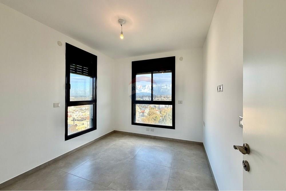 Apartment for Sale in Netanya - Image 5