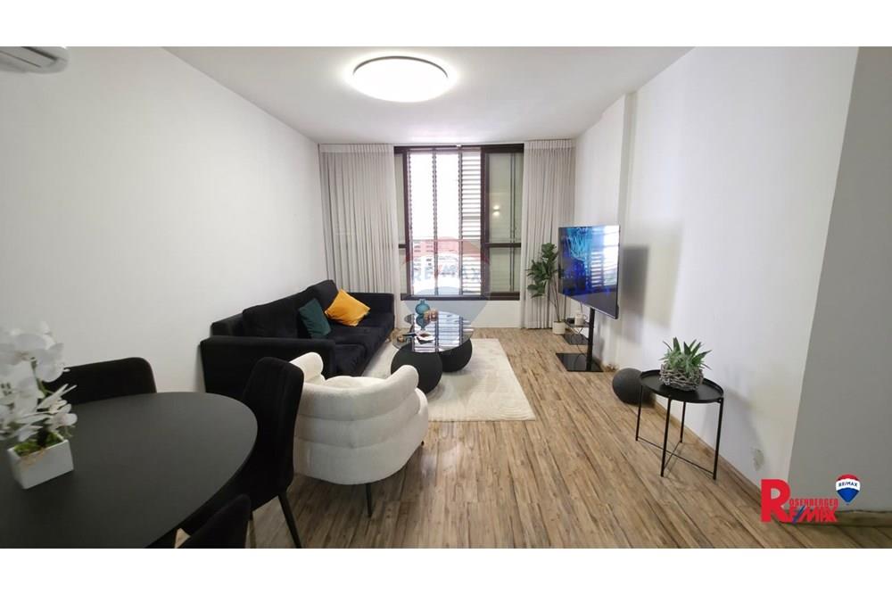 Apartment for Sale in Bat Yam - Image 1