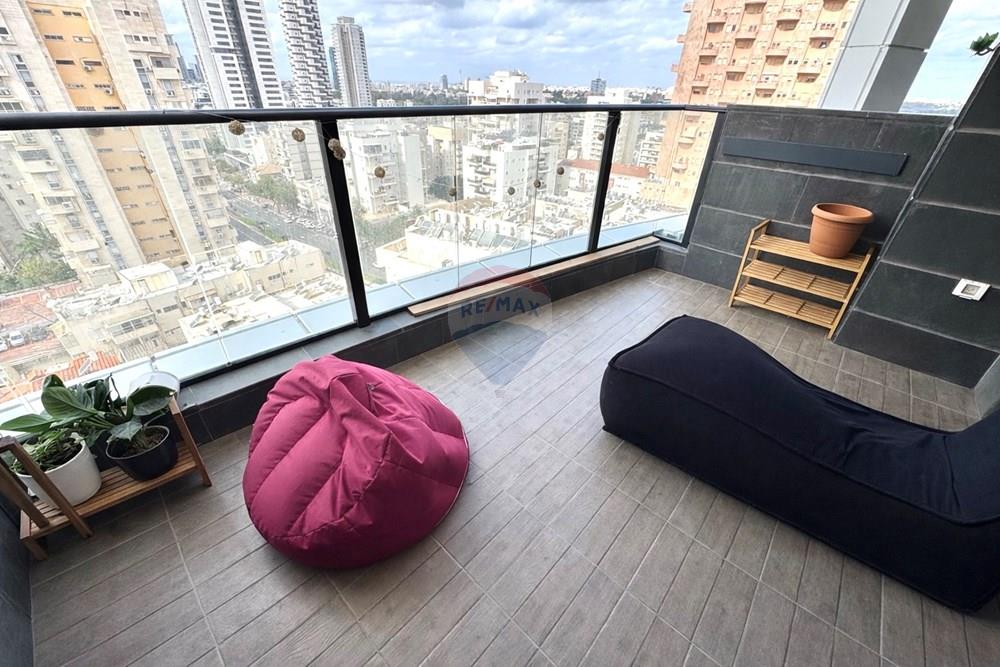 Apartment for Sale in Ramat Gan - Image 7