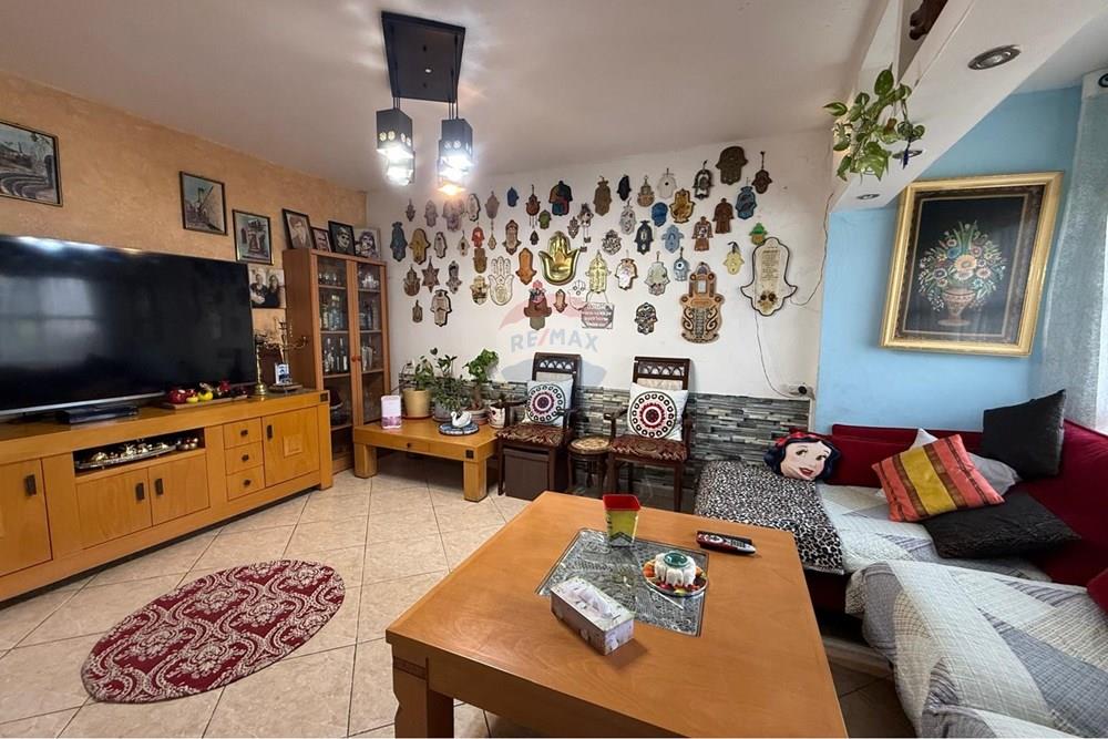 Apartment for Sale in נוף הגליל - Image 3