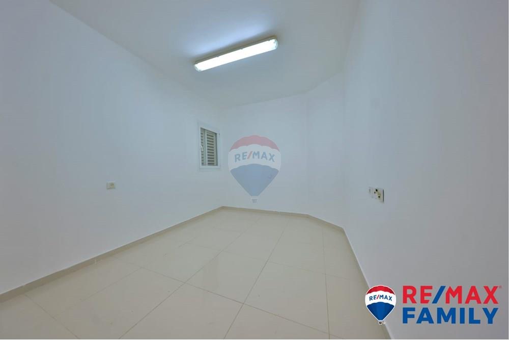 Apartment for Sale in Kiryat Yam - Image 5