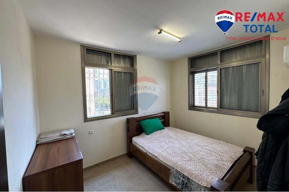 Apartment for Sale in Holon - Image 4