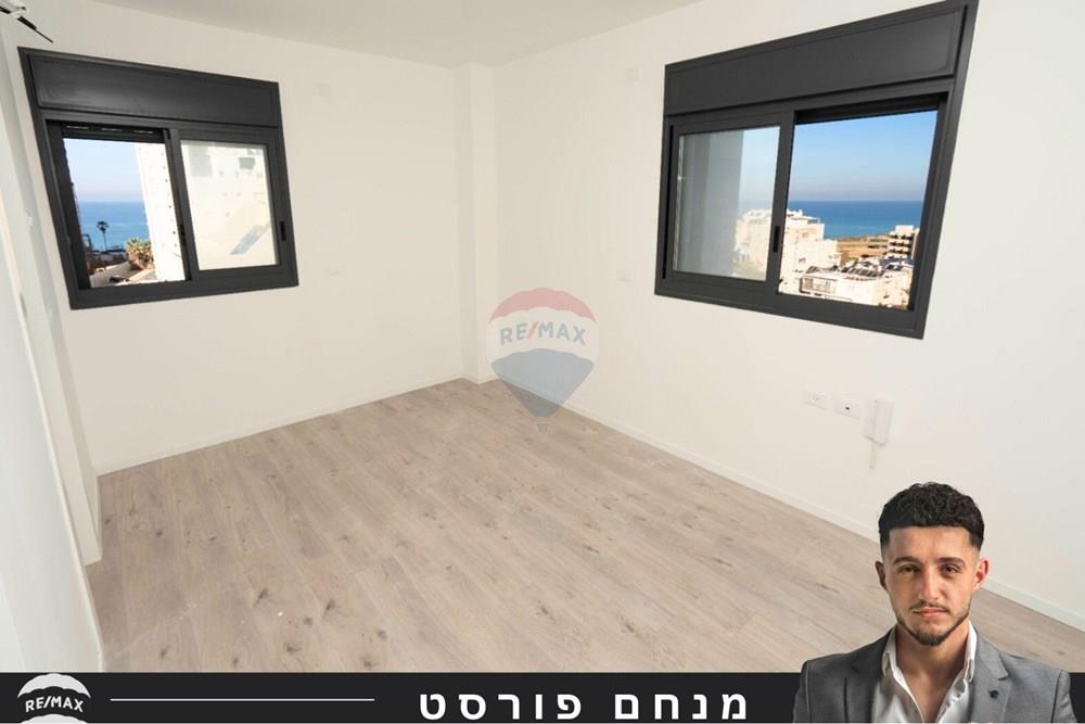 Apartment for Sale in Netanya - Image 2