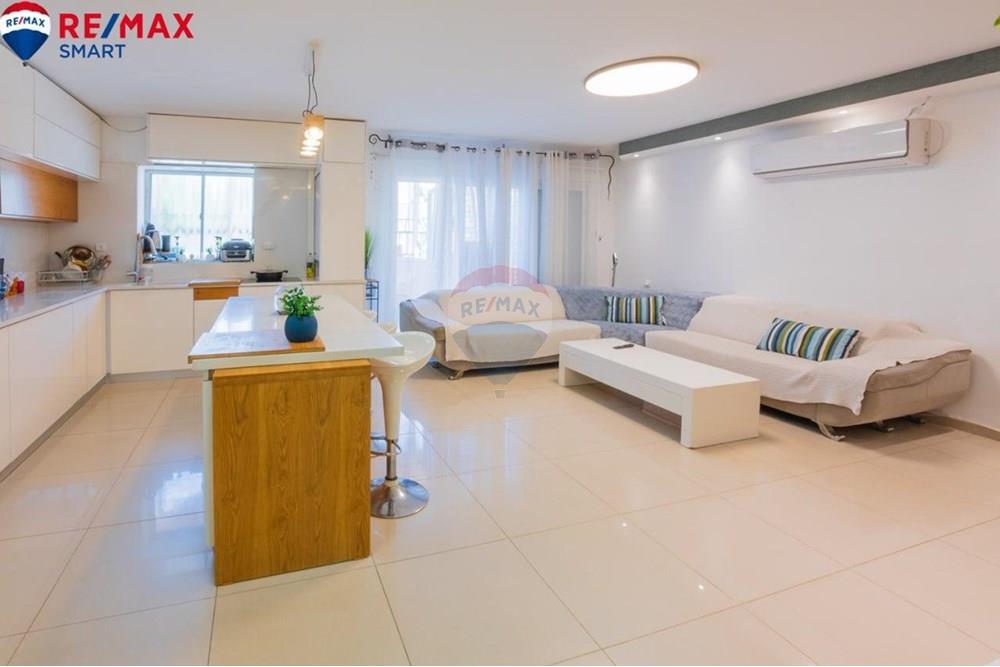 Apartment for Sale in קרית ביאליק - Image 2