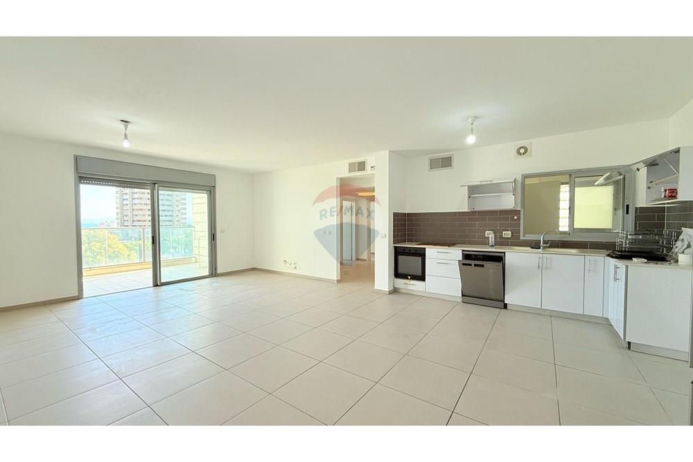 Apartment for Sale in Haifa - Image 1