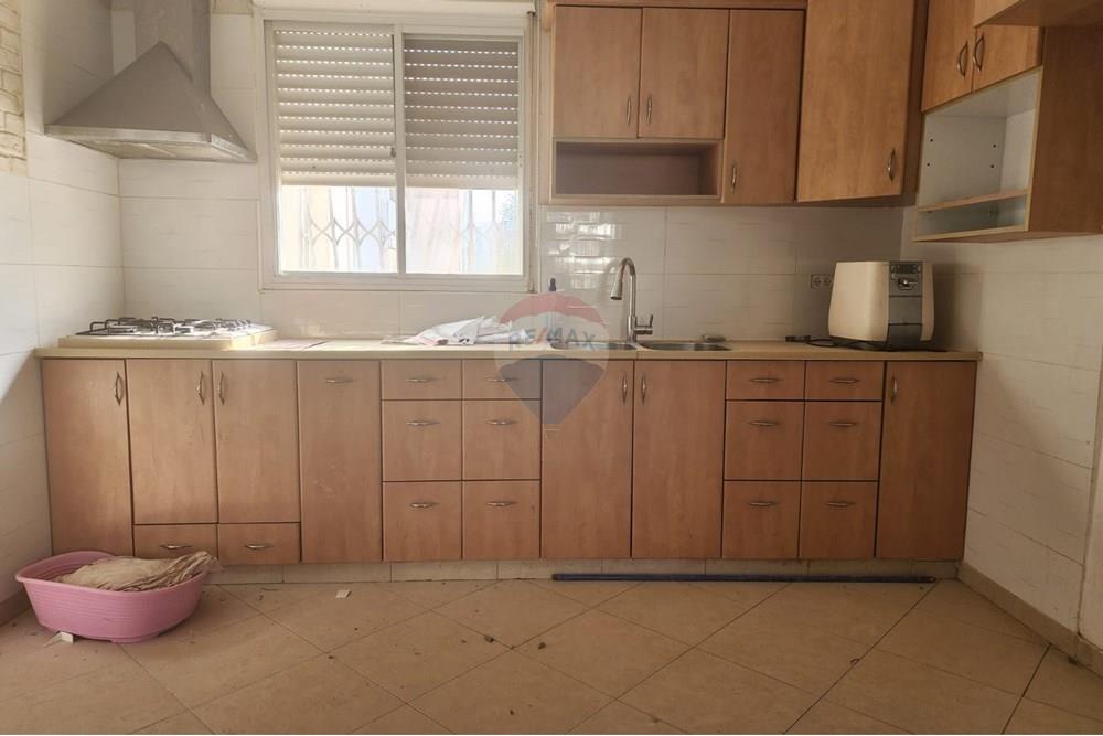 Apartment for Sale in Beer Sheva - Image 1