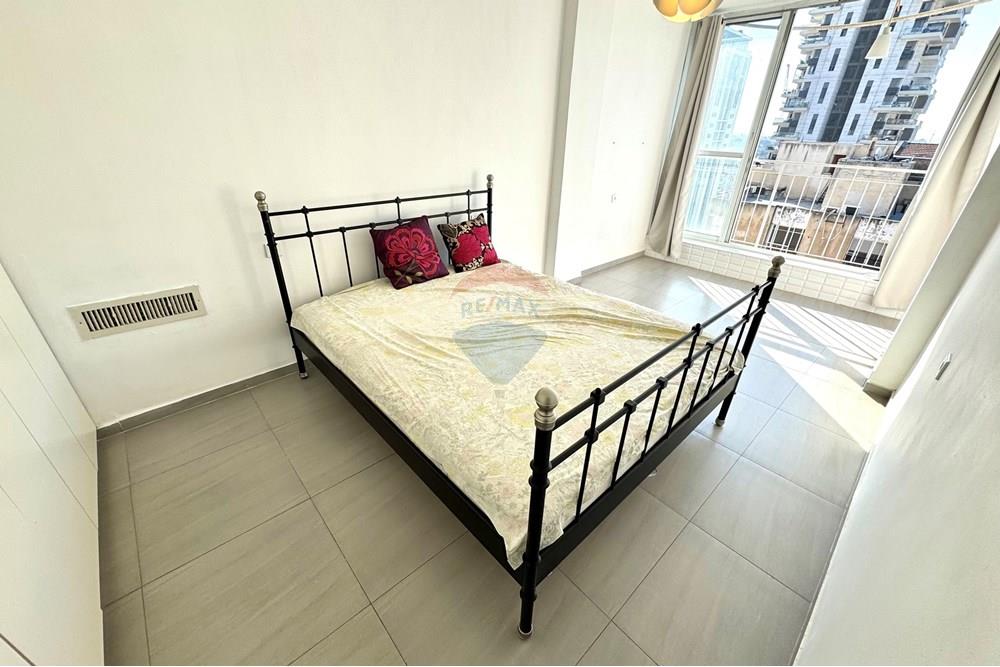 Apartment for Sale in Ramat Gan - Image 3