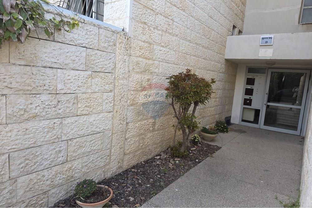 Apartment for Sale in Modi'in - Image 2
