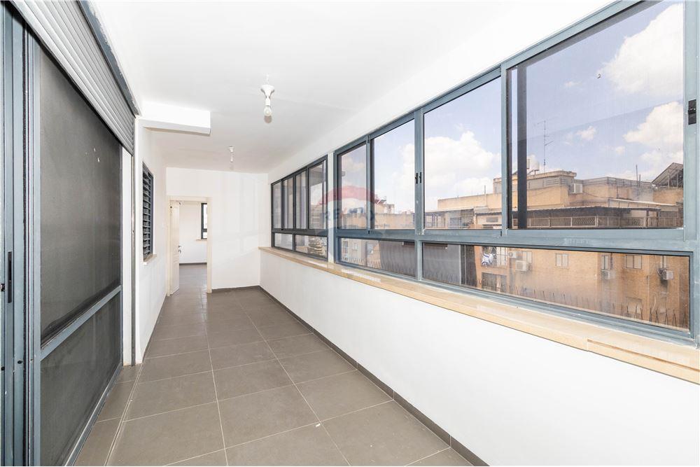 Apartment for Sale in Afula - Image 4