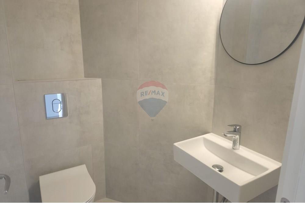 Apartment for Sale in Tel Aviv - Image 5