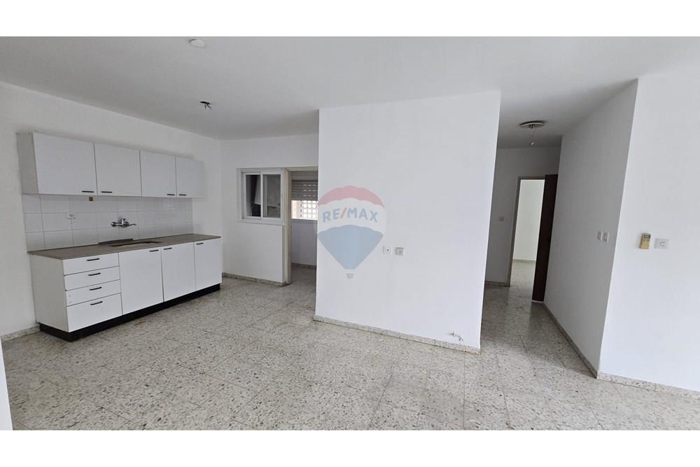 Apartment for Sale in Karmiel - Image 4