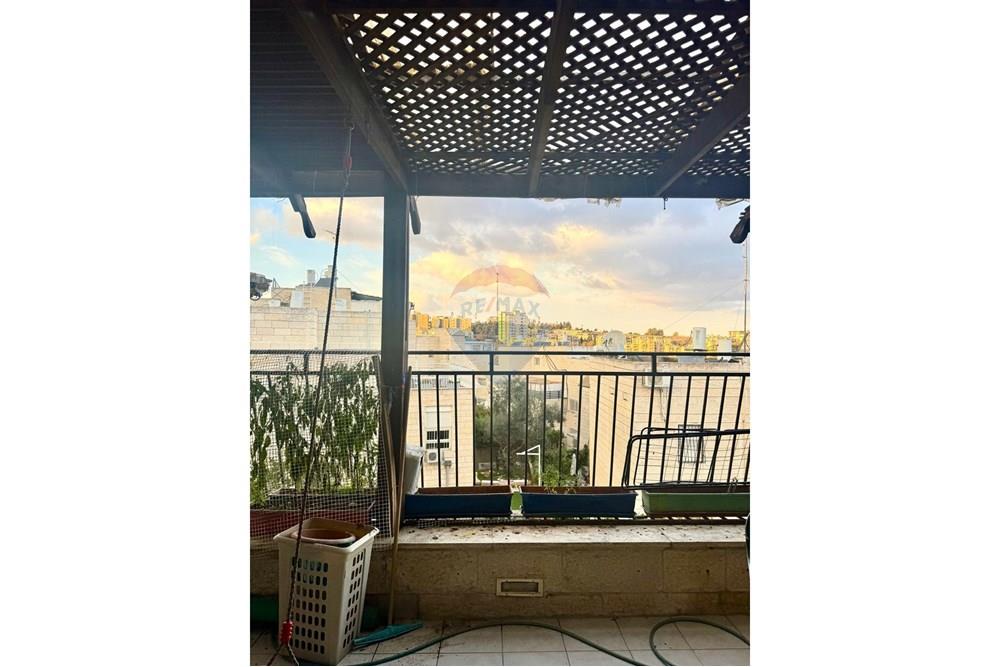 Apartment for Sale in Jerusalem - Image 4
