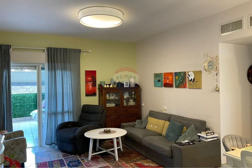 Apartment for Sale in Nahariya - Image 2