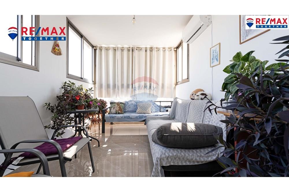 Apartment for Sale in Ashdod - Image 2