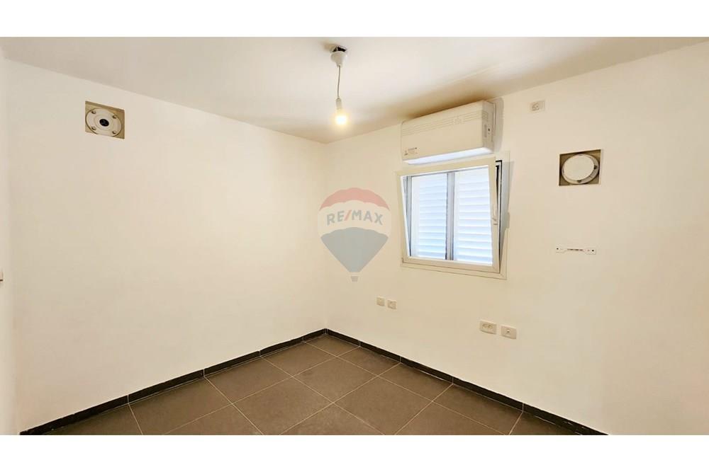 Apartment for Sale in Nahariya - Image 4