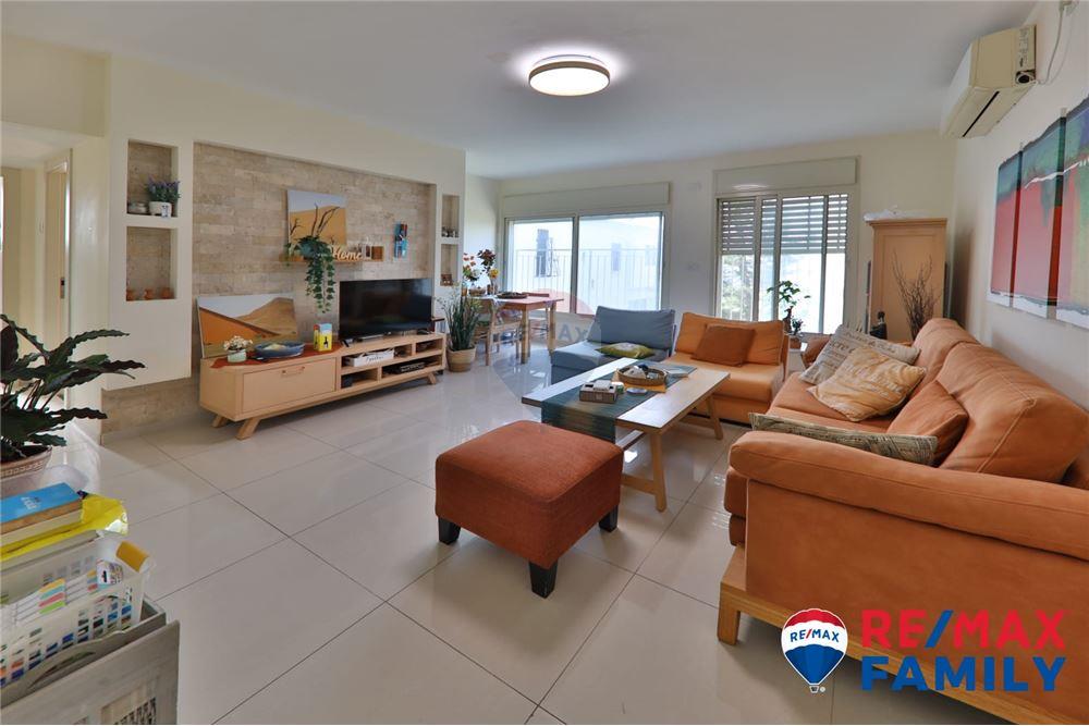 Apartment for Sale in Haifa - Image 1
