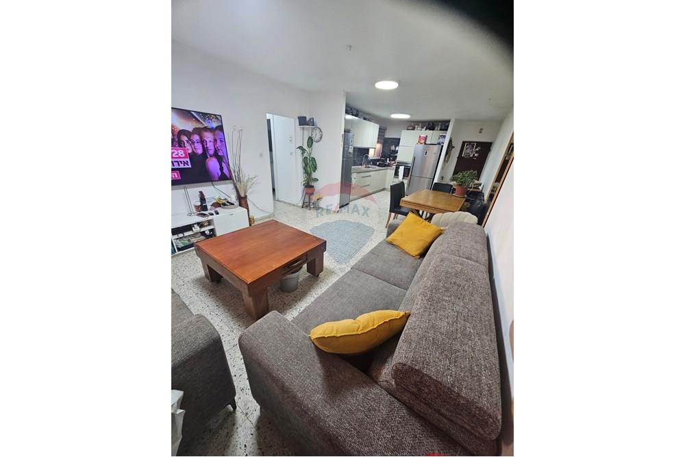 Apartment for Sale in Beer Sheva - Image 3