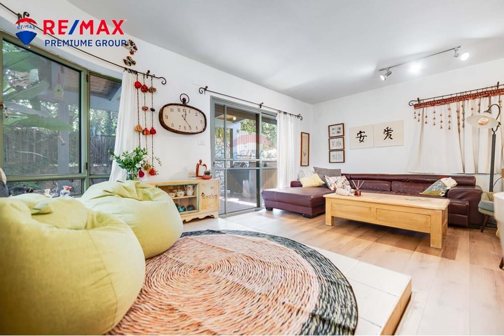 House for Sale in שוהם - Image 4