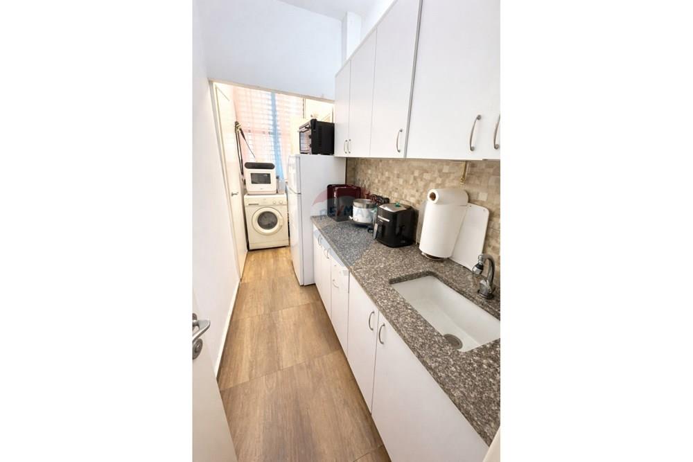 Apartment for Sale in Bnei Brak - Image 6