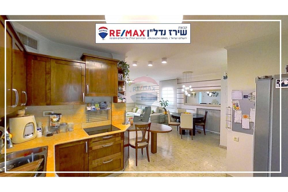 Apartment for Sale in Jerusalem - Image 7