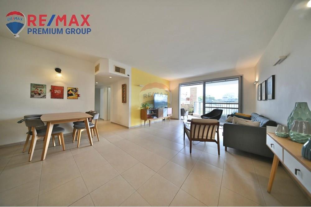 Apartment for Sale in שוהם - Image 4