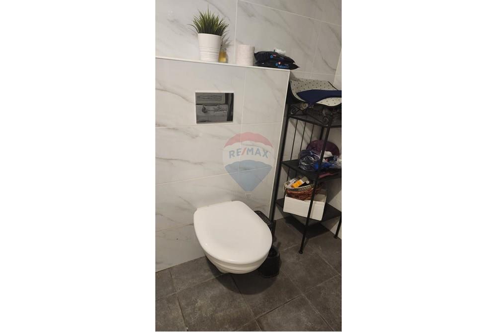 Apartment for Sale in Petah Tikva - Image 4