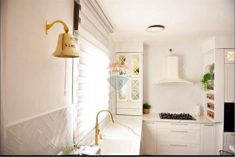 Apartment for Sale in אור עקיבא - Image 2