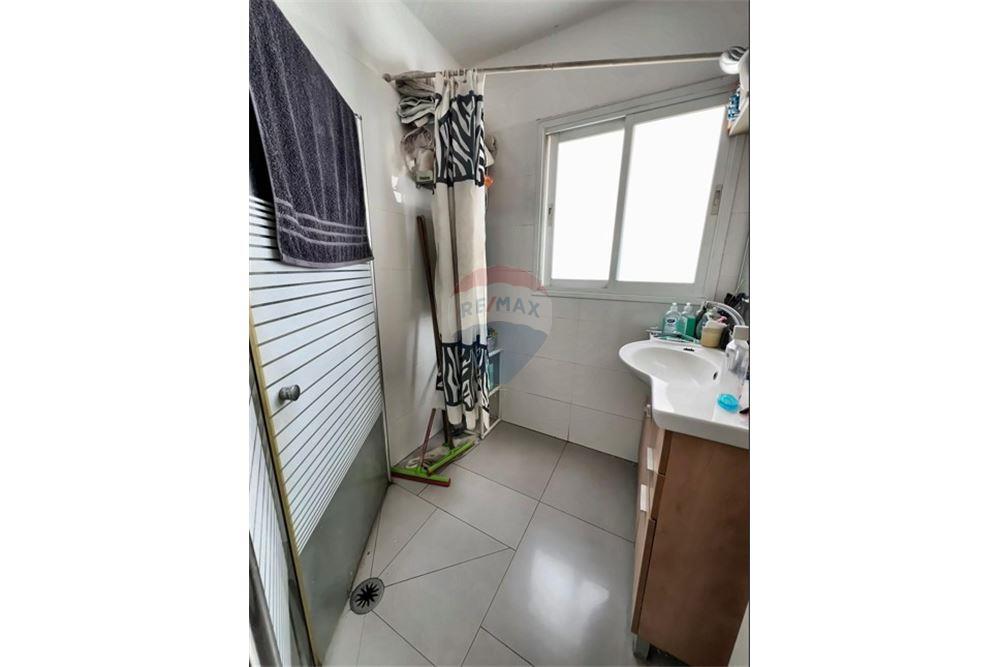 Apartment for Sale in Tel Aviv - Image 2