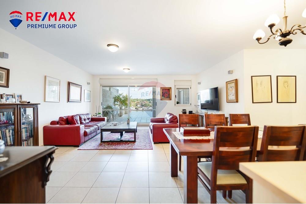 Apartment for Sale in שוהם - Image 4