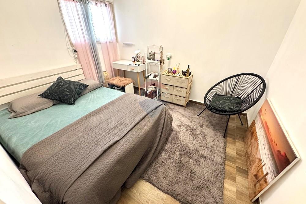 Apartment for Sale in Bnei Brak - Image 4