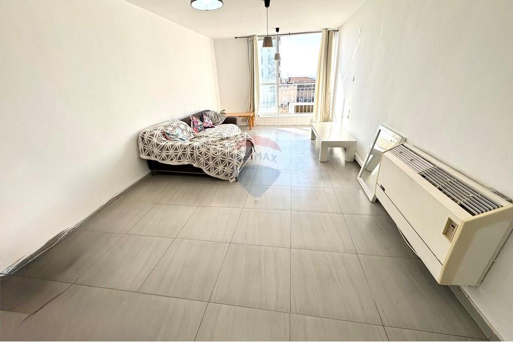 Apartment for Sale in Ramat Gan - Image 1