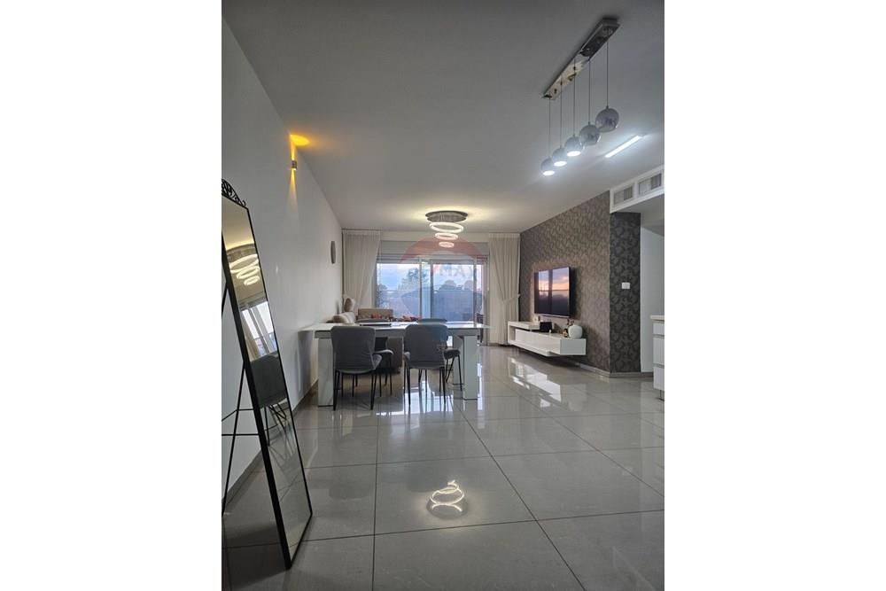 Apartment for Sale in Nahariya - Image 3