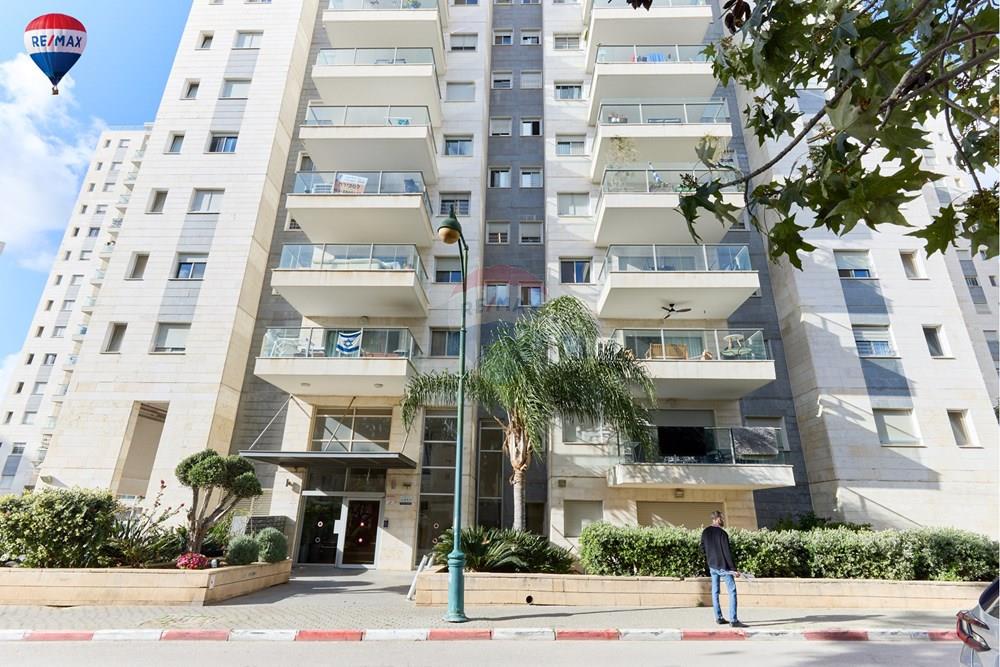 Apartment for Sale in פרדס חנה - כרכור - Image 5