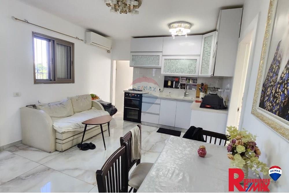 Apartment for Sale in Tel Aviv - Image 7