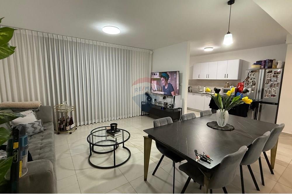 Apartment for Sale in נתיבות - Image 2