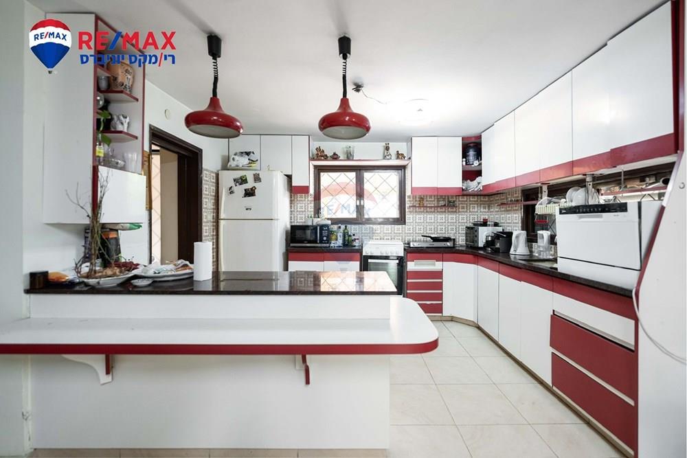 House for Sale in Rehovot - Image 5
