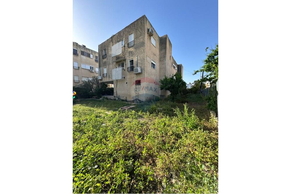 Apartment for Sale in קרית אתא - Image 1