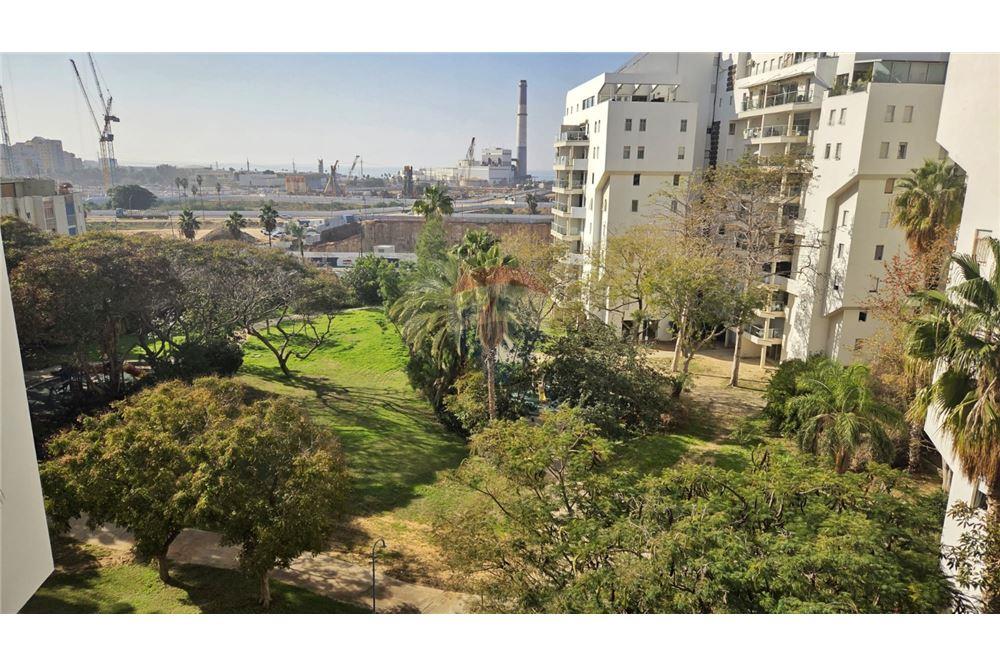 Apartment for Sale in Tel Aviv - Image 5