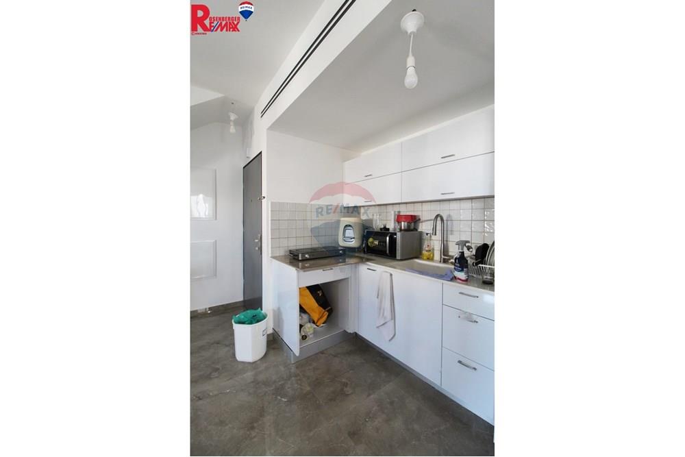 Apartment for Sale in Holon - Image 5