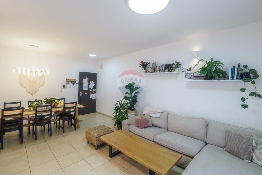 Apartment for Sale in Nahariya - Image 3